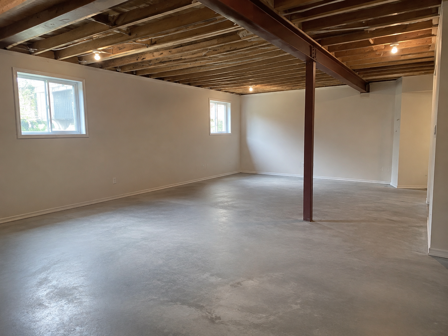 Open basement before an interior wall is built